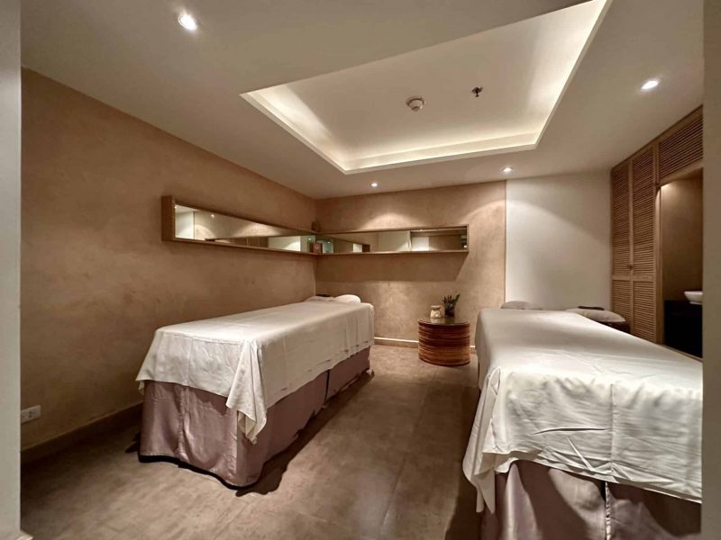 Hyatt Regency Phuket Spa Nahm bed 3