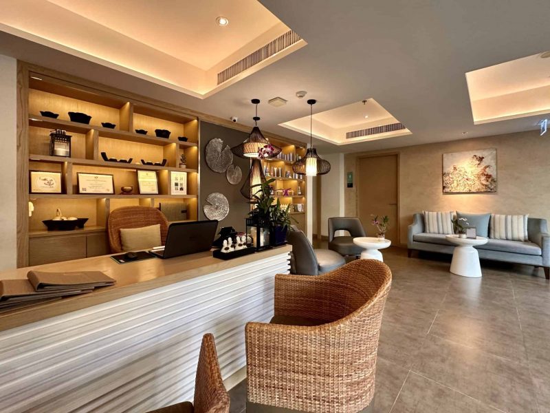 Hyatt Regency Phuket Spa Nahm desk 4