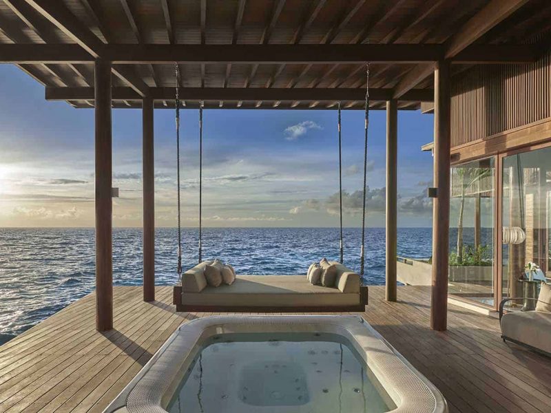 ParK Hyatt Maldives -Master-Suite-King-Outdoor-Deck